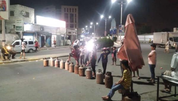 غضب شعبي ومظاهرات في عدن