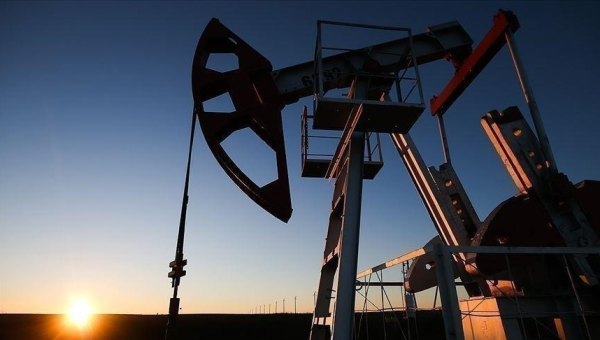 ارتفاع طفيف لأسعار النفط عالمياً
