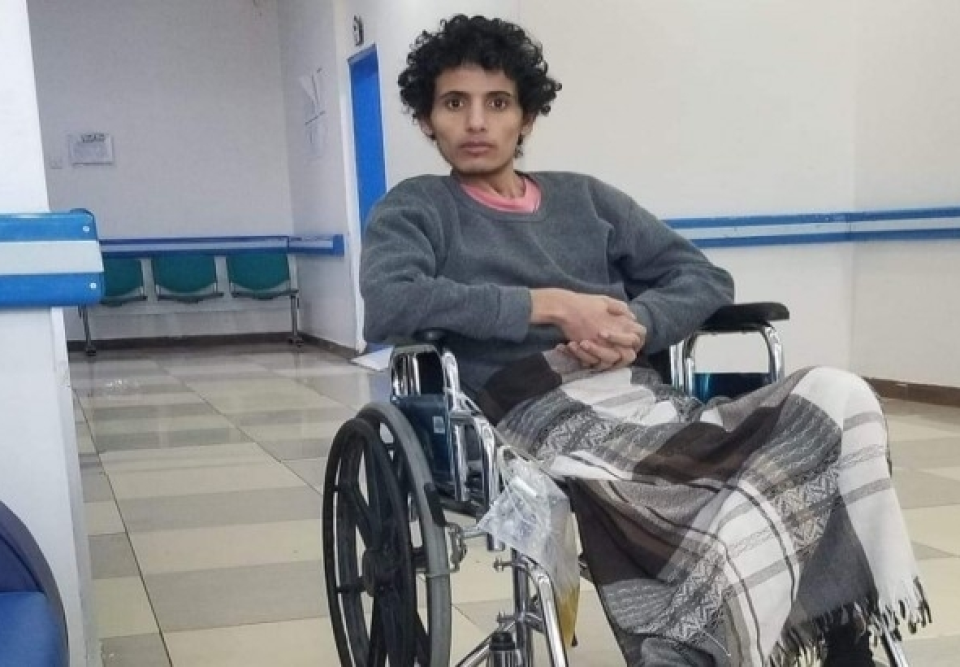 اليمن.. مستشفى خاص بصنعاء يحتجز مريضًا مع والدته منذ سبعة أشهر