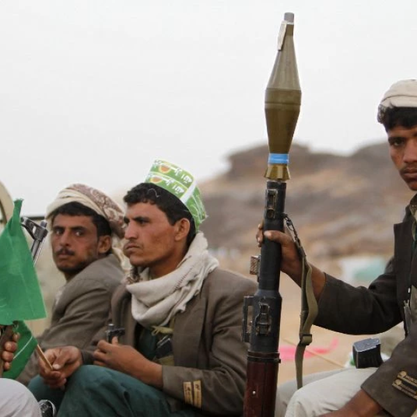 جماعة الحوثي تنقل محكومين بالإعدام وتمنع التواصل معهم