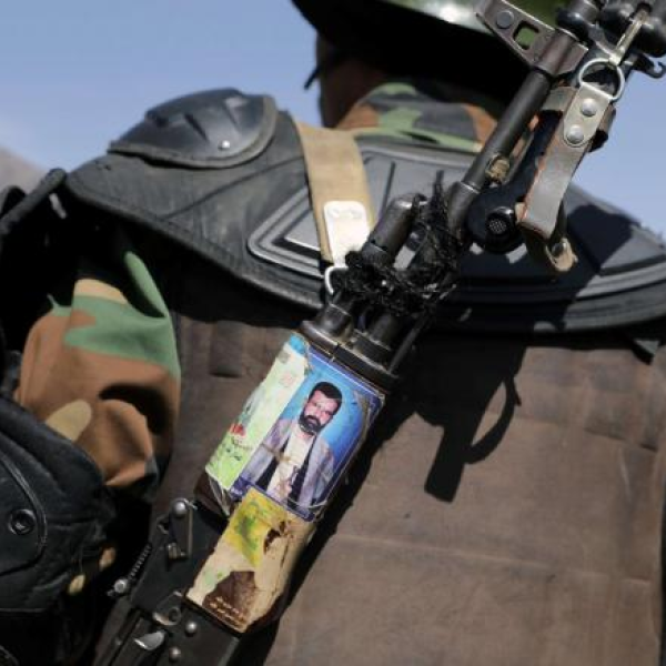 اشتباكات مسلحة بين جماعة الحوثي ونازحين في الجوف