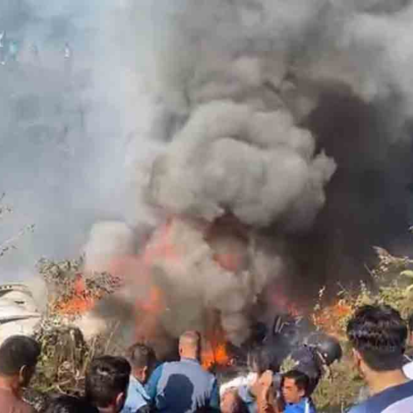 نيبال: تحطم طائرة على متنها 72 شخصا