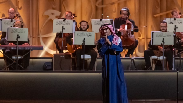 تجمع أكثر من 30 فنان عربي.. تفاصيل حفل ليلة صوت الأرض لتكريم طلال مداح في للسعودية
