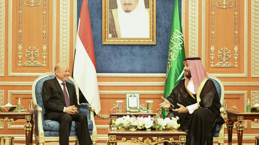 ماذا وراء لقاء ولي العهد السعودي برئيس مجلس القيادة اليمني؟