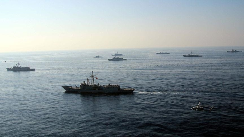 مناورات عسكرية تجمع الصين وروسيا وإيران في خليج عمان