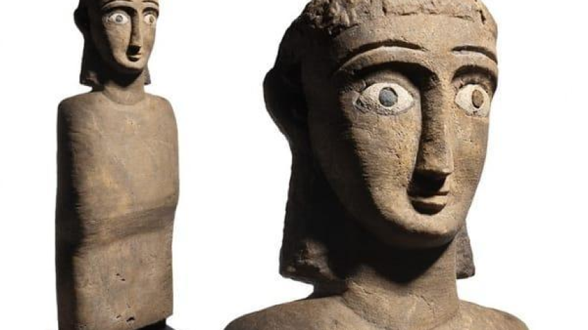الكشف عن بيع تمثال أثري بمزاد عالمي في فرنسا