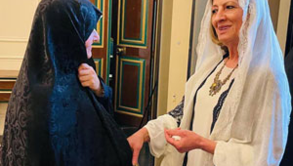 لأول مرة.. زوجة الرئيس العراقي تشارك ضمن وفد رسمي زار إيران