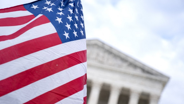 لجنة القواعد في مجلس النواب الأمريكي توافق على تشريع لتحديد سقف الديون