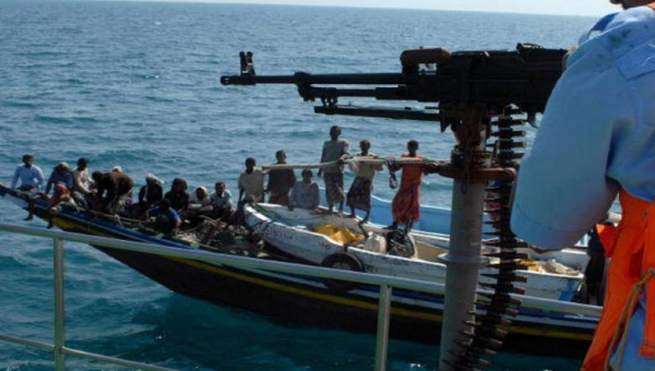 إريتريا تقبض على 4 قوارب صيد يمنية وتصادر حمولتها في البحر الأحمر