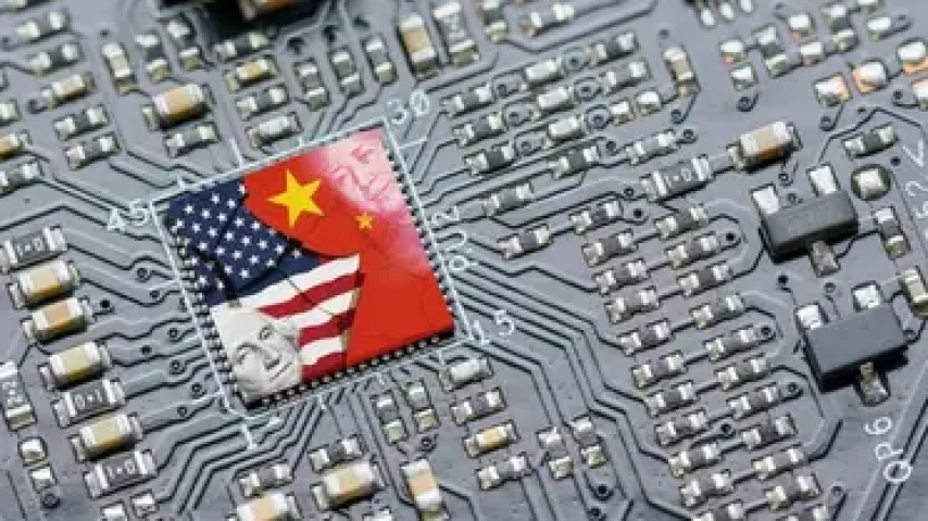 الرقاقات والبطاريات تشعل الصراع التجاري بين واشنطن وبكين