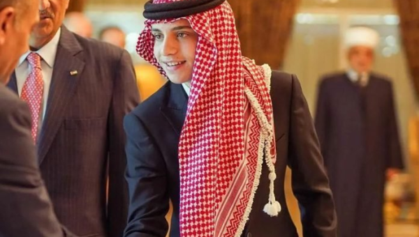 الأمير هاشم يصبح نائب للملك عبدالله في سن18 لأول مرة.. تفاصيل