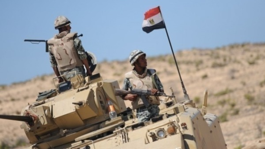 مصر.. الجيش يعلن مقتل وإصابة 9 عسكريين جراء حادث سير