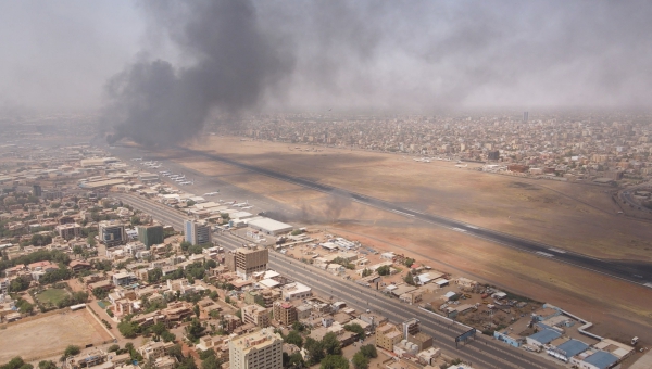 السودان.. هدوء حذر في الخرطوم.. والقصف المدفعي مستمر في أم درمان"