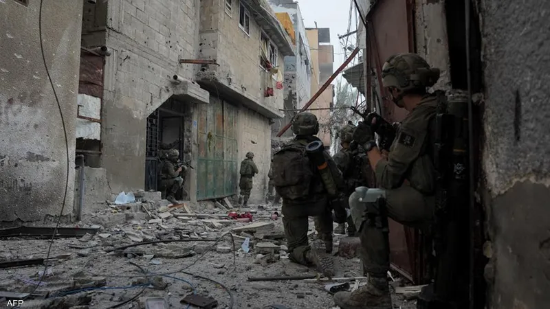 حماس تعلن عن مقتل وإصابة جنود إسرائيليين في عملية داخل منزل يحتمون فيه