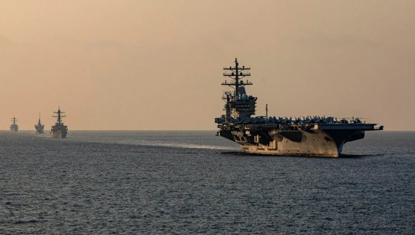 البحرية الامريكية تعلن فشلها في صد هجمات اليمن