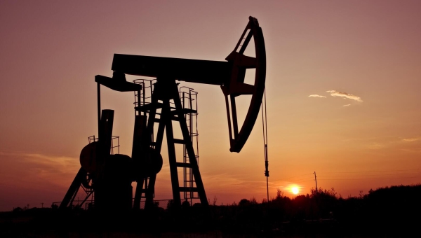 تحذير: استمرار أزمة البحر الأحمر يهدد بارتفاع حاد في أسعار النفط