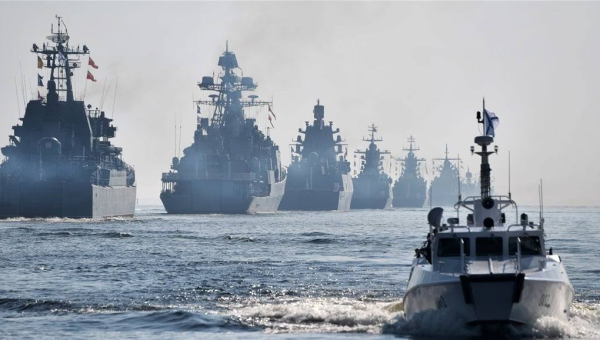 السفن الحربية الروسية دخلت البحر الأحمر رسمياً.. المواجهة البحرية مع الناتو ليست مستبعدة
