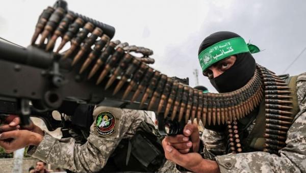حماس تبدي استعدادها لإلقاء السلاح ووقف إطلاق النار ولكن بشرط!