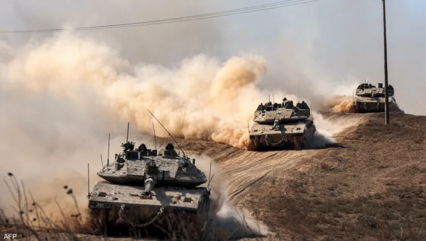 عاجل.. الدبابات الإسرائيلية تقتحم معبر رفح الفلسطيني